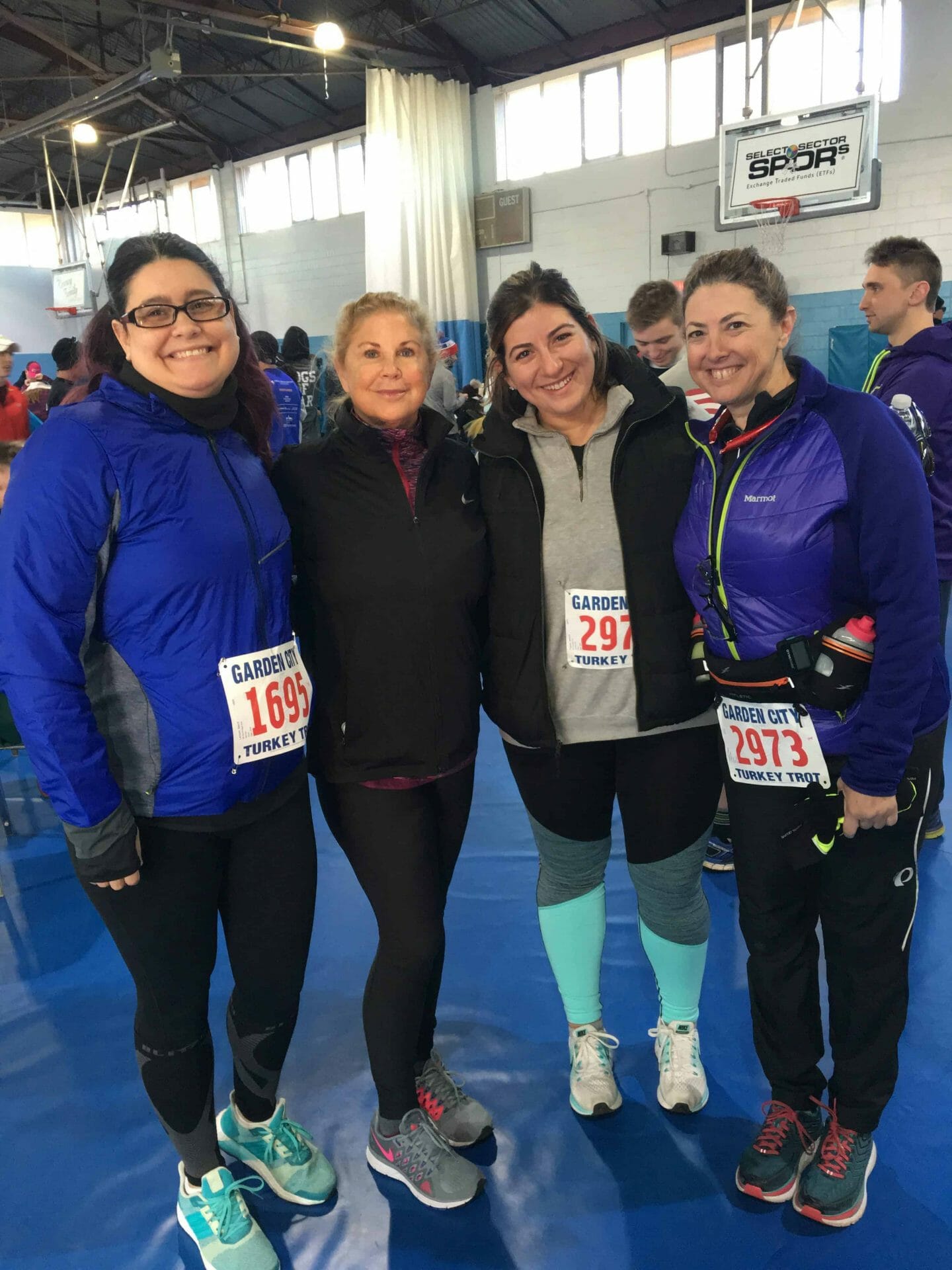 Team Galloway LI makes an appearance at the Garden City Turkey Trot