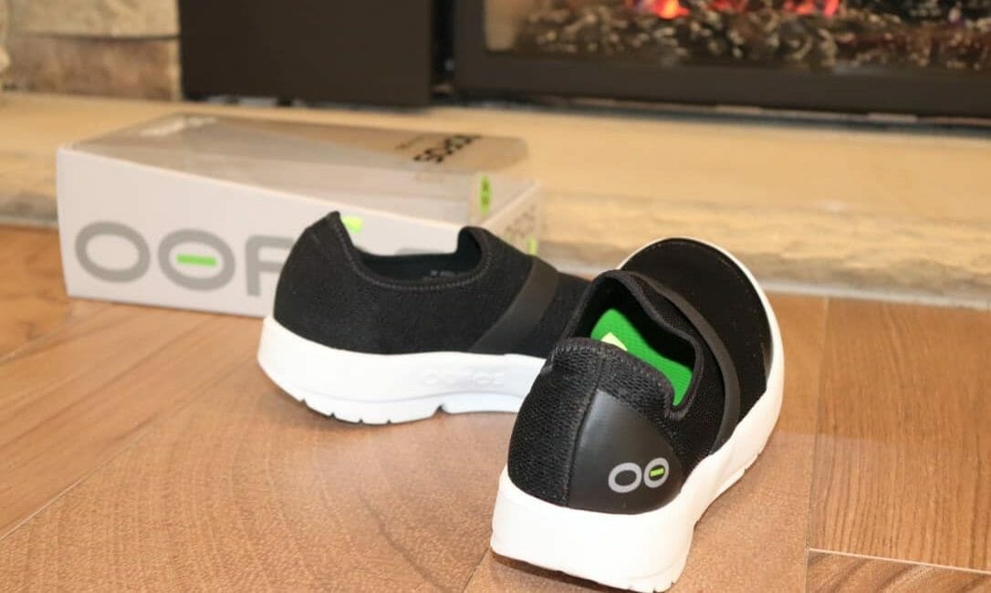 oofos tennis shoes
